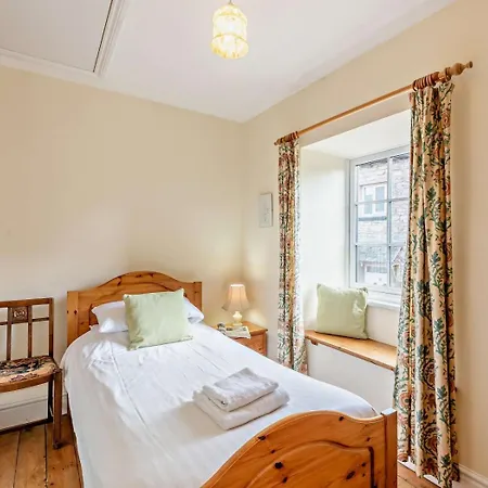 2 Bed In Sz144 Ferienhaus